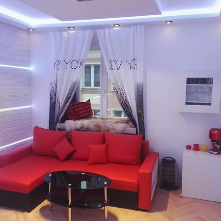 Marcus Bednarska Apartment Варшава Екстериор снимка